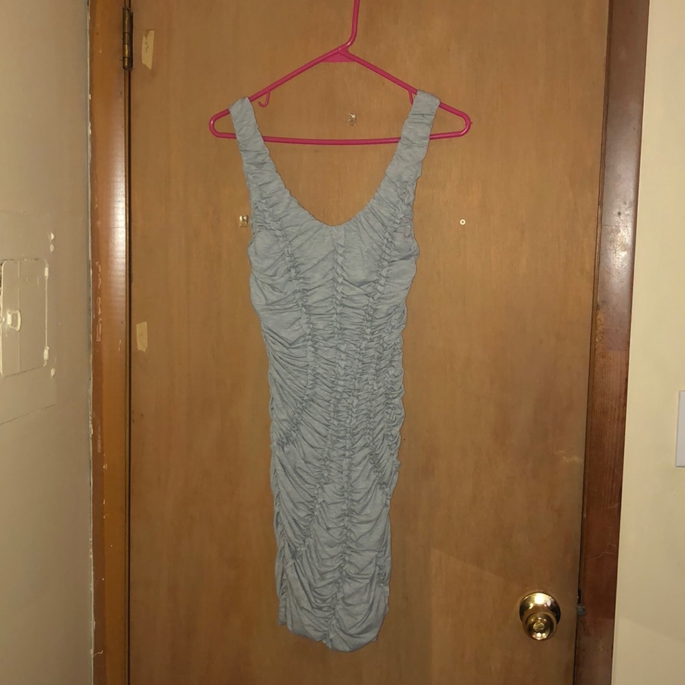 Grey sleeveless form fitting midi dress